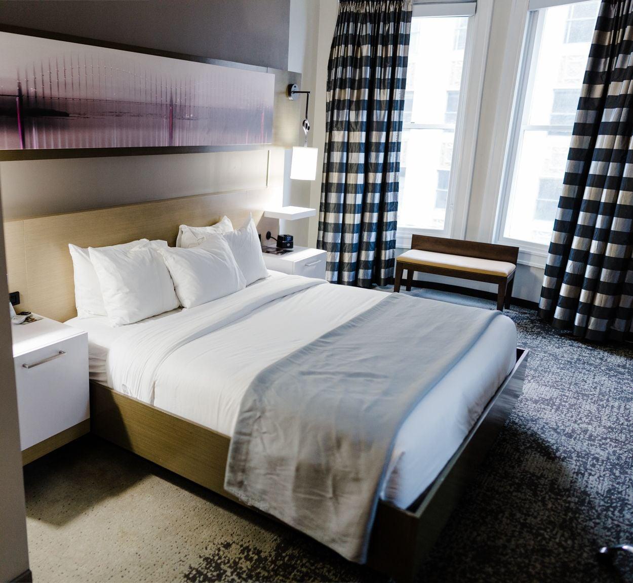Hotel Napoleon Memphis Bagian luar foto