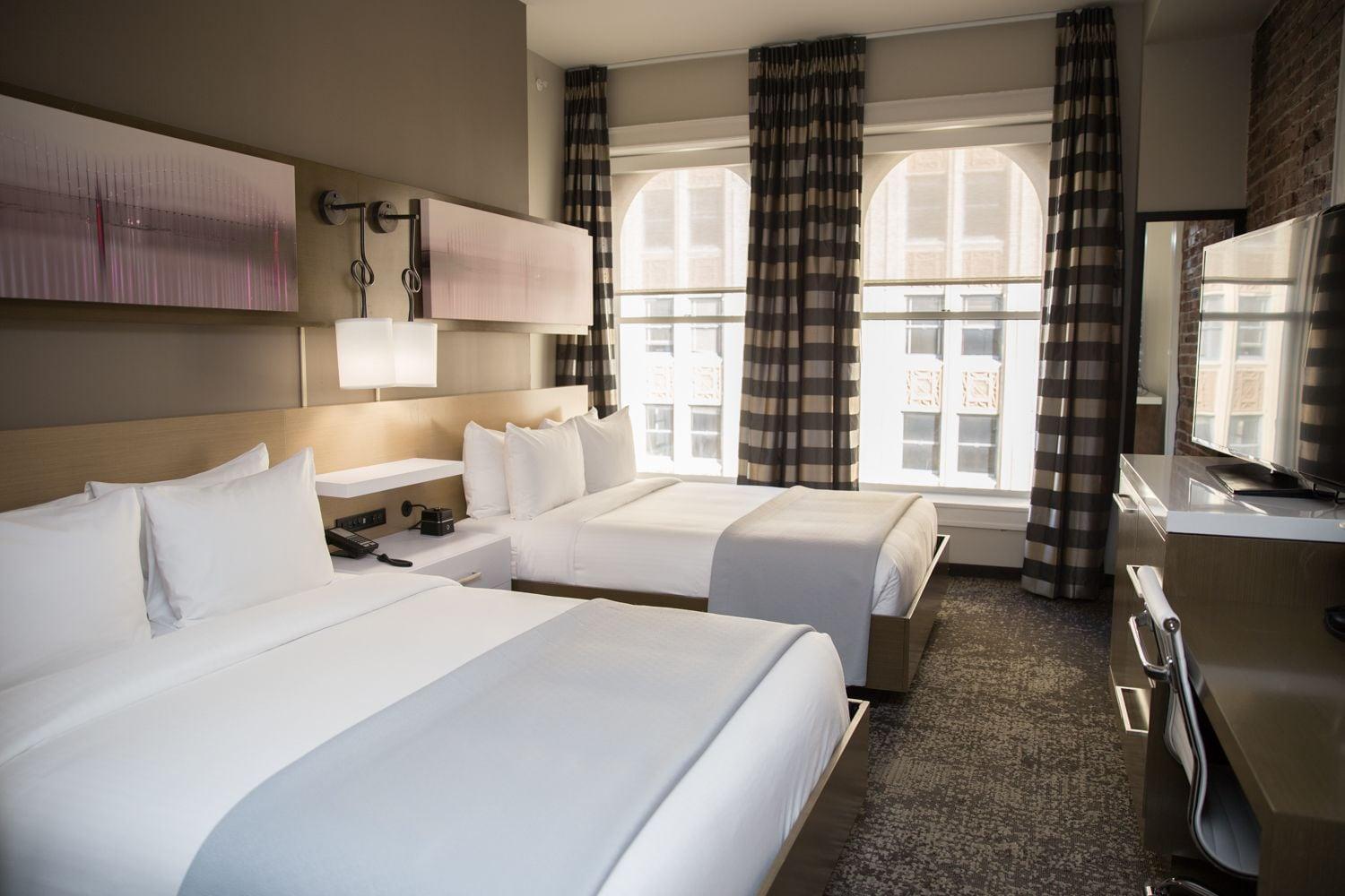 Hotel Napoleon Memphis Bagian luar foto