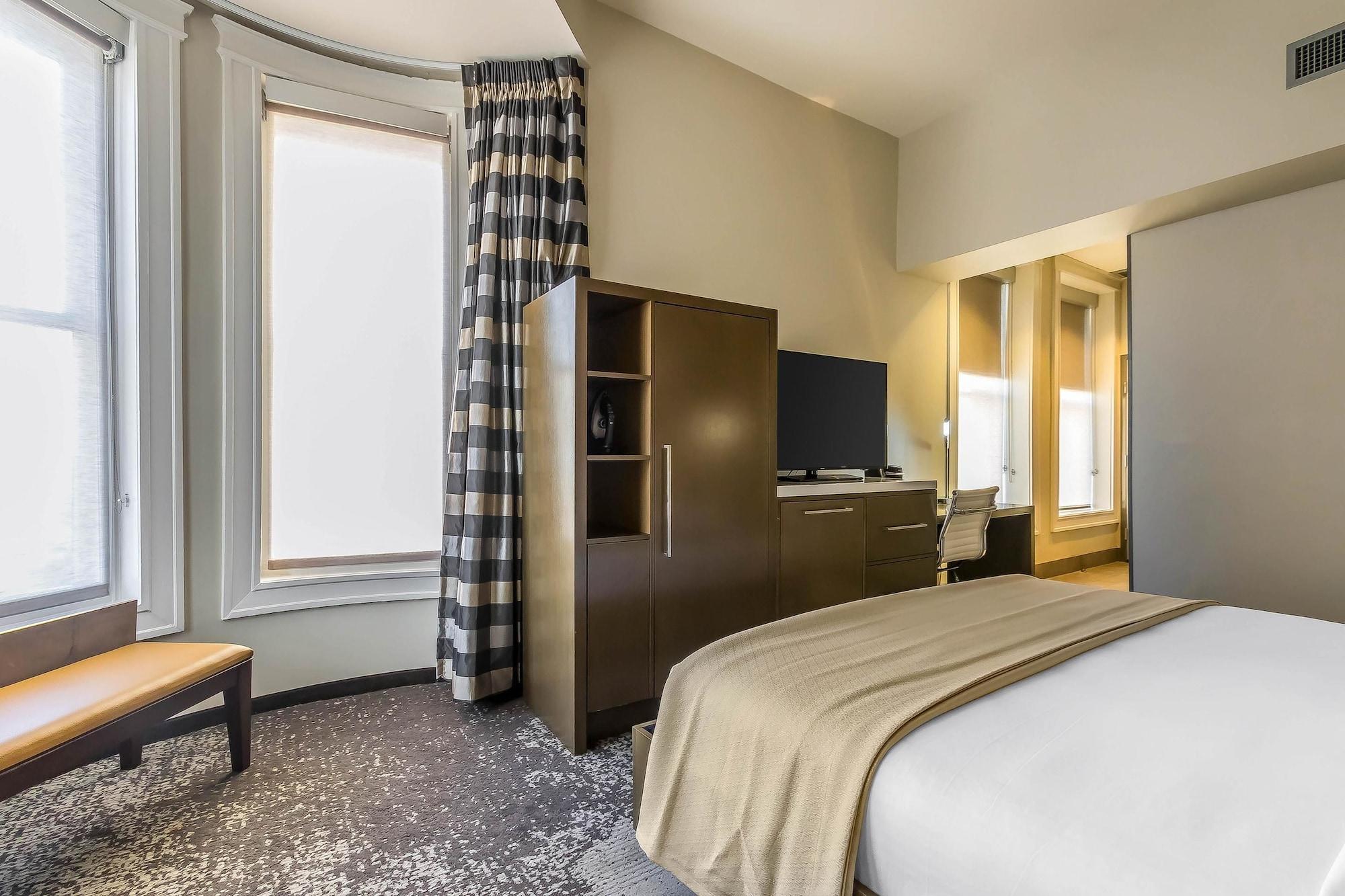 Hotel Napoleon Memphis Bagian luar foto