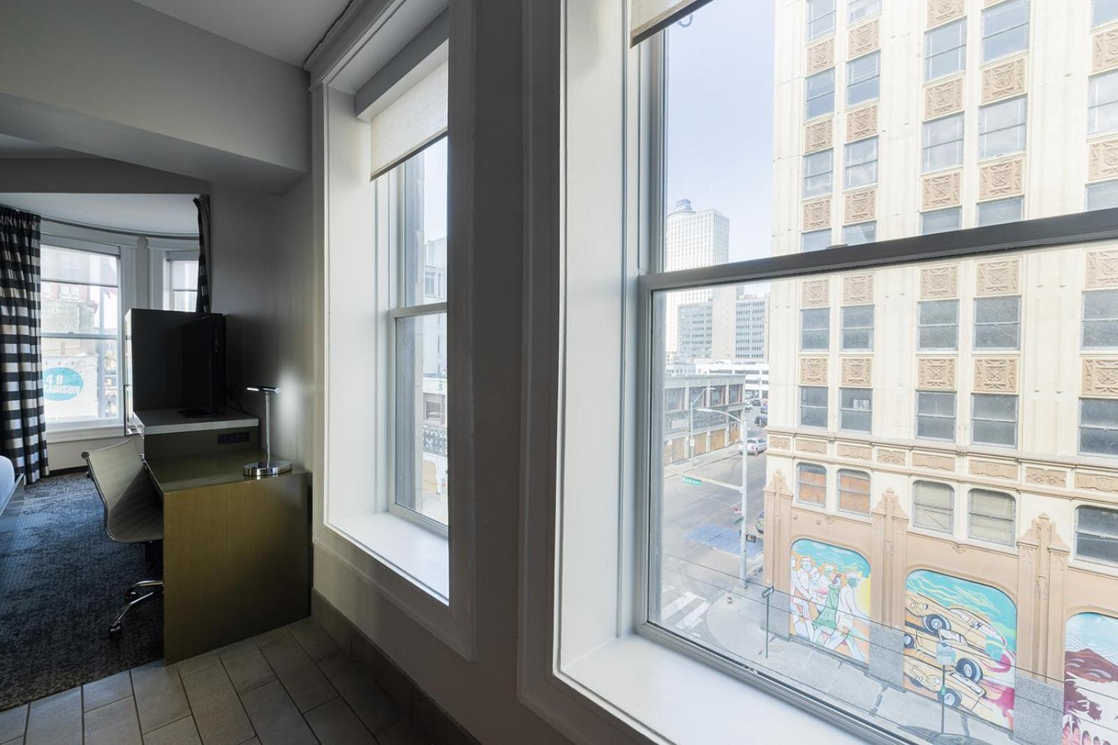 Hotel Napoleon Memphis Bagian luar foto