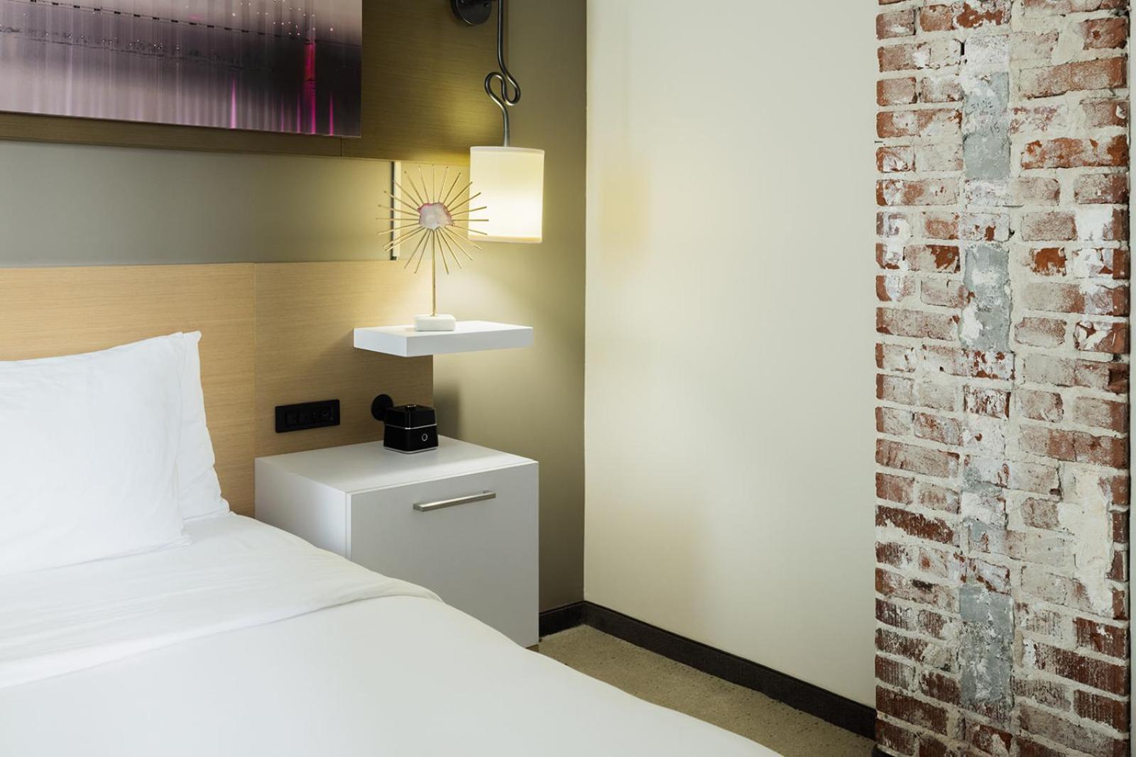 Hotel Napoleon Memphis Bagian luar foto
