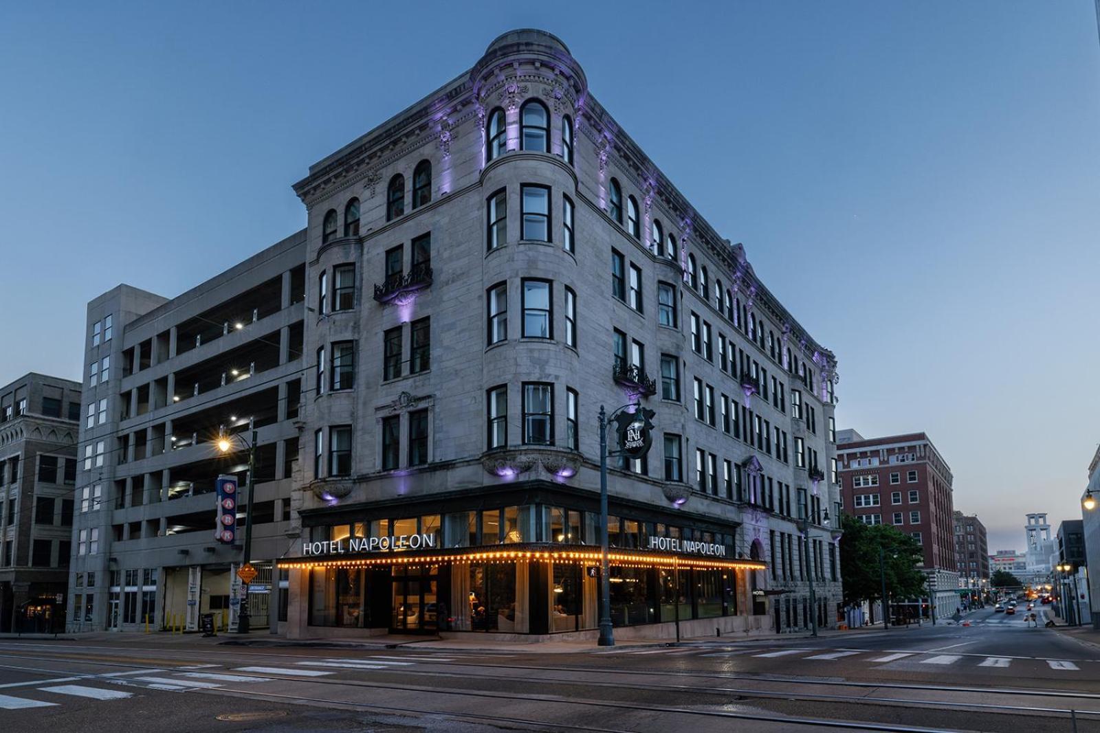 Hotel Napoleon Memphis Bagian luar foto